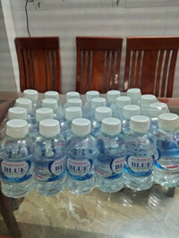 Nước suối chai nhỏ Blue 250ml ( Lốc 24 chai )