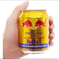 Nước tăng lực bò húc redbull Việt thùng 24 lon