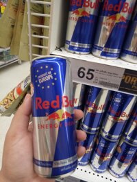 Nước tăng lực Red Bull lon xanh 250ml Thái Lan (lốc 4 lon)