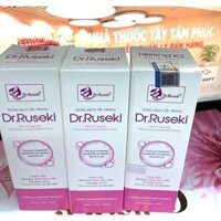 NƯỚC TẨY TRANG CHIẾT XUẤT TỪ THẢO DƯỢC THIÊN NHIÊN TRÀ XANH VÀ CÚC LA MÃ DR.RUSEKI 200ml