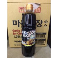 Nước Tương Tỏi ( Garlic Soy Sauce For Chicken - Sốt Ướp Thịt Gà Hàn Quốc 1,05Kg/ Chai