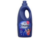 Nước xả vải Downy một lần xả chai 1.8 lít