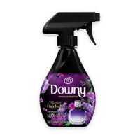 Nước xịt vải khử mùi và chống khuẩn 99.9% huyền bí Downy chai 370ml