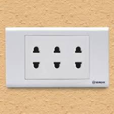 Ổ cắm điện ba 2 chấu 16A Vanlock S18U3