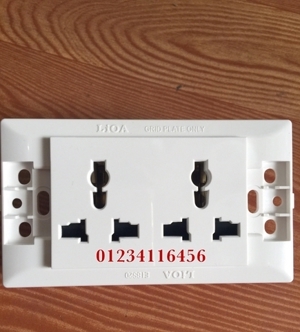 Ổ cắm đôi 3 chấu đa năng viền thẳng LiOA E18S2D