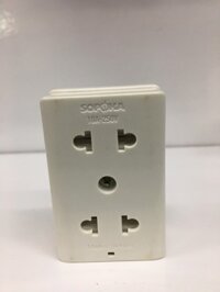 Ổ cắm Sopoka 2 lỗ - 3 lỗ có nắp che, chịu nhiệt, chống cháy - 2 ổ cấm