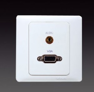 Ổ cắm VGA và ổ cắm tai nghe 3.5mm Simon 55495