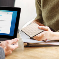 Ổ cứng di động Seagate Backup Plus Portable 1TB Ultra Slim Silver (STEH1000300)