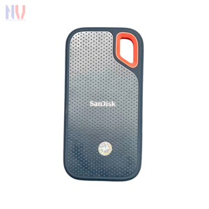 Ổ cứng gắn ngoài SanDisk Extreme Portable SSD, SDSSDE60 1TB, USB 3.1, Type C & Type A compatible, Speeds up to 550MB/s, IP55 dust-water resistance, SDSSDE60-1T00-G25