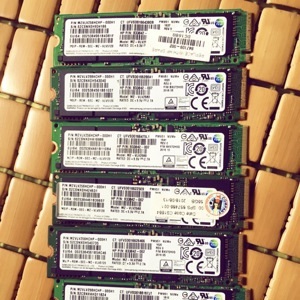 Ổ cứng SSD M2 PCIe 256GB Samsung PM951 NVMe 2280