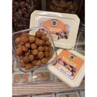 Ô mai Vạn Lợi - Mơ tươi sấy dẻo chua mặn ngọt đặc biệt - Hộp