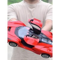 Ô tô điều khiển từ xa Ferrari cực lớn với cửa mở, vô lăng, ô tô đua drift điều khiển điện có thể sạc lại cho bé trai và trẻ em