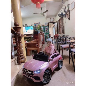 Ô tô xe điện đồ chơi cho bé MERCEDES SYB-118 tự lái và điều khiển 4 động cơ (Đỏ-Trắng-Xanh)