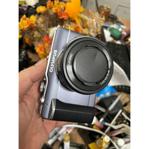 Máy ảnh DSLR Olympus Pen E-PL1 (ZUIKO Digital ED 14-42mm F3.5-5.6) Lens Kit