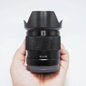 Ống kính E-mount FE 28mm F2 SEL28F20