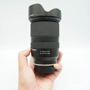 Ống kính Tamron 17-70mm f/2.8 Di III-A VC RXD for Sony