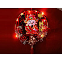 Ông Thần Tài Lắc Đầu Có Đèn Led treo cửa nhà hoặc treo tường trang trí Tết 2025 Dải Treo Thần Tài Lắc Đầu Đèn Led