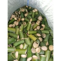 ống tre nứa nướng hấp chả ốc nhồi thịt cắt vát chéo