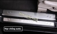 Ốp bậc cửa trong HONDA CRV 2017
