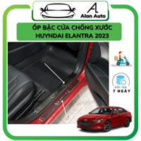 Ốp bậc cửa xe Hyundai Elantra 2023, nẹp bước chân chống xước Elantra, Hợp kim Titan