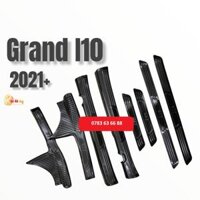 Ốp bậc cửa xe i10 2021 2022 vân carbon đen cao cấp bảo vệ chống xước bậc lên xuống cửa ô tô HYUNDAI GRAND I10 chính hãng