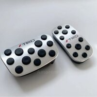 Ốp chân ga chân phanh Toyota Cross 2020 2021 2022 2023 2024 Chất liệu nhôm bọc cao su cao cấp - 2 ốp