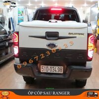 Ốp cốp sau, ốp nắp thùng sau Ford Ranger XLS, XLT, WildTrack 2016-2021 ( ốp bửng)