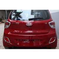 Ốp đèn gầm i10 2014-2015 mạ Crom loại dày - Sau