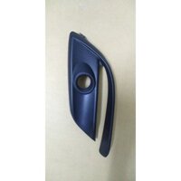 Ốp đèn gầm phải Mazda 3 2018 FL chuẩn chân bắt