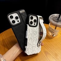 Ốp điện thoại dây đeo cổ tay bằng da thời trang iPhone 16 15 14 13 12 11 Pro max bảo vệ IP 15plus 14plus 16plus vỏ mềm chống sốc