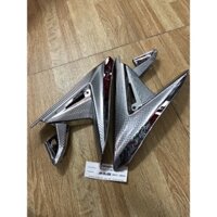 Ốp gác chân sau xe AB Air blade 2013-2014 -2015 (nhựa xi trắng cao cấp giá rẻ mẫu mã đẹp )