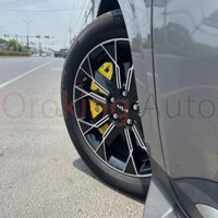 Ốp Heo Dầu Brembo Cho Kia Sorento Nổi Bật, Thể Hiện Cá Tính Thể Thao