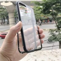 Ốp lưng kính viền kim loại iphone 11