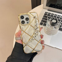 Ốp Lưng Lông Vũ Sang Trọng Cho IPhone 16 Pro Max 15 14 12 13 11 I16 Pro Thời Trang Hình Thoi Cạnh Kim Cương Vòng Tay Vỏ Điện Thoại Vỏ Bảo Vệ