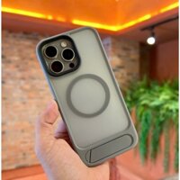 Ốp lưng nhám Likgus chống sốc cho iPhone 16 Pro Max , 16 Pro , chống bám bẩn , hỗ trợ sạc không dây tích hợp giá kệ đỡ