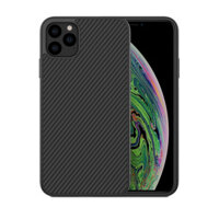 Ốp lưng sợi Carbon cho iPhone 11 Pro Max hiệu Nillkin Sợi carbon cao cấp, siêu bền, chống mọi va đập - Hàng chính hãng