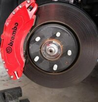 Ốp Má Phanh Brembo CNC Honda HR-V –  Hợp Kim Bắt Vít
