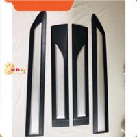 Ốp nẹp sườn cửa xe RANGER 2016 2017 2018 2019 2020 mẫu đen bạc xi mờ thể thao trang trí làm đẹp cánh cửa xe ô tô FORD cao cấp