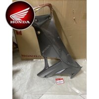 Ốp ống yếm phải Future Neo 2007 màu xám tem đỏ *R313C* (64200KVLV30ZA)