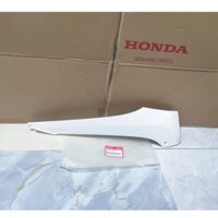 Ôp sàn bên trái - thanh cạnh HONDA LEAD 110 Cũ năm 2009-2011-2012 màu Trắng. *NHB35P* 83610GGE900ZL
