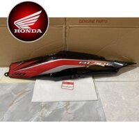 Ốp sườn trái  Wave Blade 110 màu đen tem đỏ  *R340* (64650K57A00ZB)