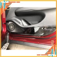 Ốp tapli, tapbi + màng loa cánh cửa xe Huyndai Tucson 2022- 2023, g titan - giá 1 bộ - GP