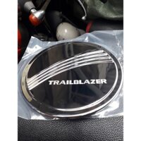 Ốp trang trí nắp xăng mạ Crom xe Chevrolet Trailblazer 2017-2021