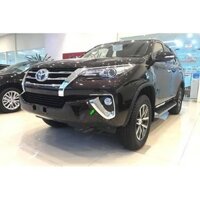 Ốp viền đèn cản trước Fortuner 2017-2020