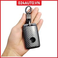 Ốp vỏ bọc chìa khóa xe Mazda 3 2020-2021-2022-2023 sợi nhựa cacbon kèm móc treo Inox