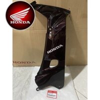 Ốp yếm phải Wave Alpha + 2004 màu tím nâu *R150CU* (64200KRSV50ZC)