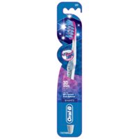Oral B Bàn Chải Đánh Răng Oral-b Trắng Sáng 3d Vỉ 1