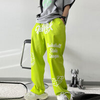 (Order) Quần jogger xanh neon trắng suông ống rộng rút dây gấu in chữ hiphop sexy dance Hàn Quốc