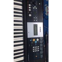 Organ yamaha e223