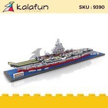 Mô hình Xe tải cảnh sát Lego Techinic 9390